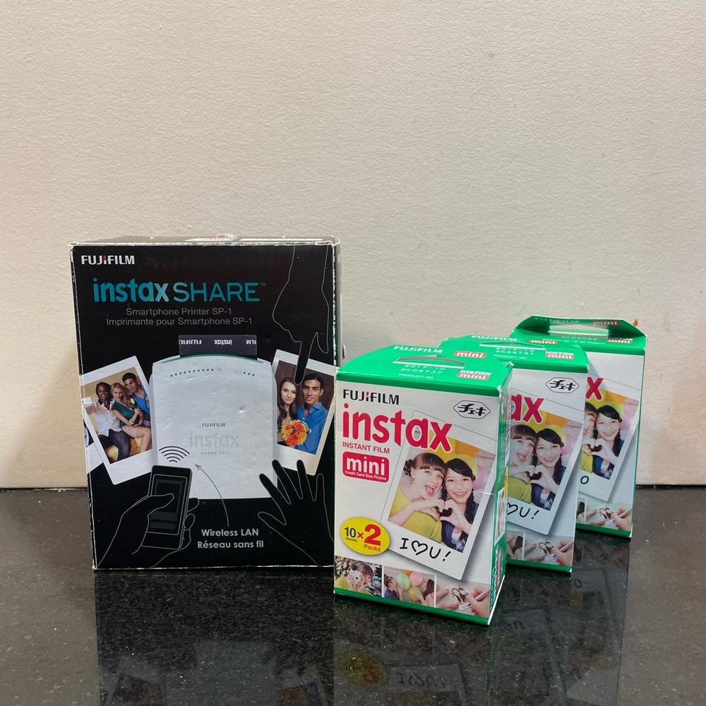 Fujifilm instax share printer, includes 3 packs of mini film (60 sheets) 2017